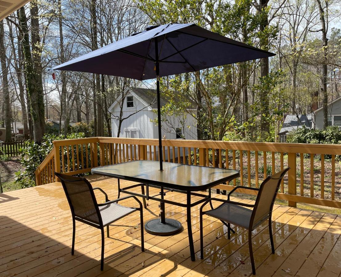 Serene Landing Place Near Downtown Cary Exterior photo